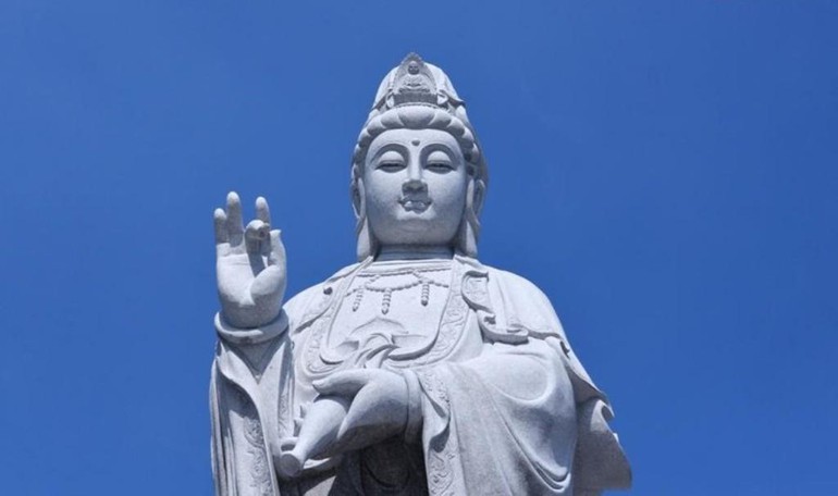 ý nghĩa tượng phật bà quan âm bằng đá