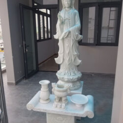 Trọn bộ để thờ tượng Quan Âm bằng đá tại Hồ Chí Minh