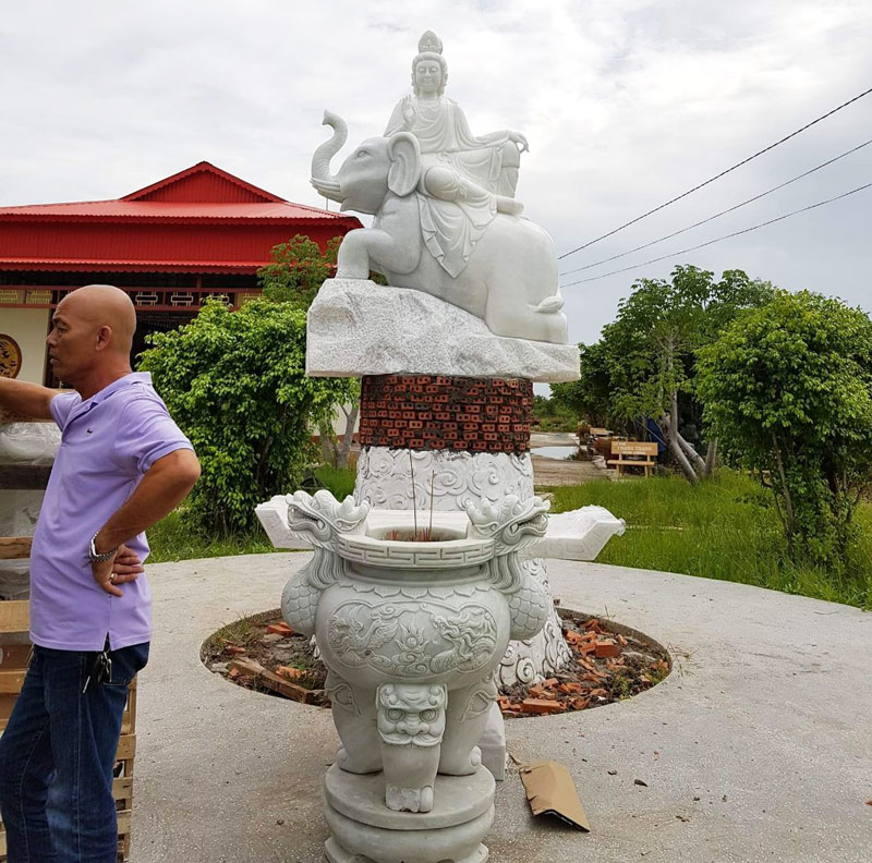 Lắp đặt tượng Quan Âm Nam Hải và tượng Phổ Hiền Bồ Tát – Văn Thù Bồ Tát