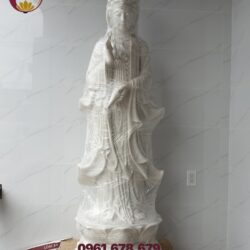 Cách an vị và thờ tượng Phật Quan Âm đứng chuẩn phong thủy