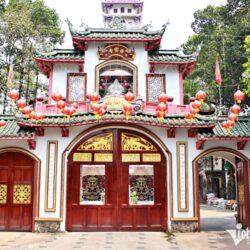 Bộ tượng độc đáo bên trong ngôi chùa hơn 50 tuổi ở TP.HCM